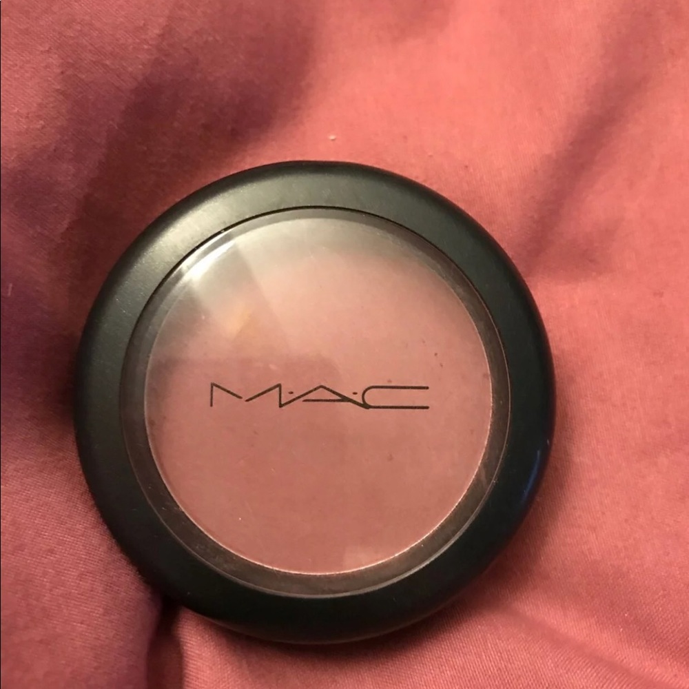 MAC Blush-  On A Mission